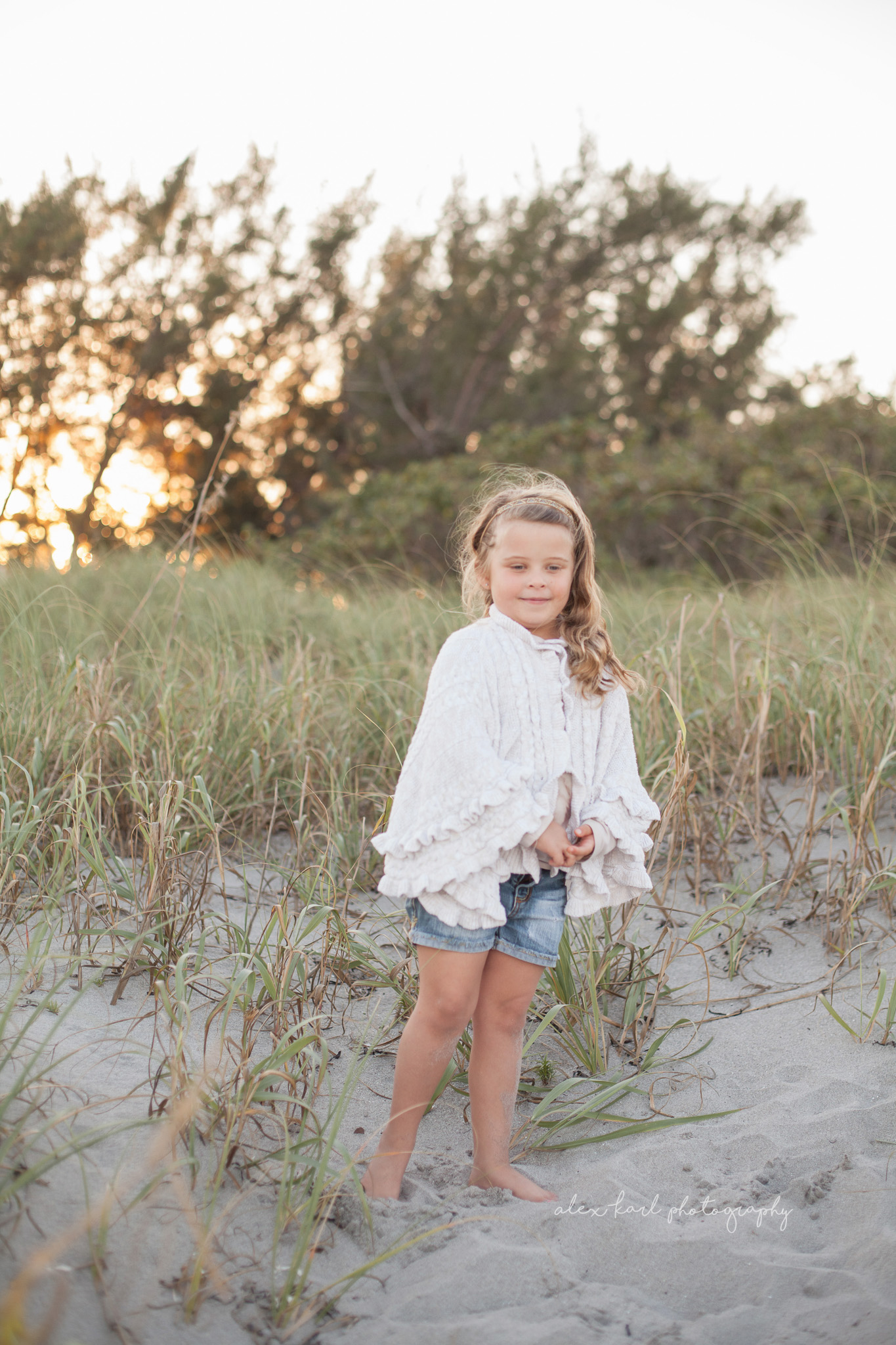 A girl wears a white cover | Alex Karl Photography | Palm Beach Family Photographer
