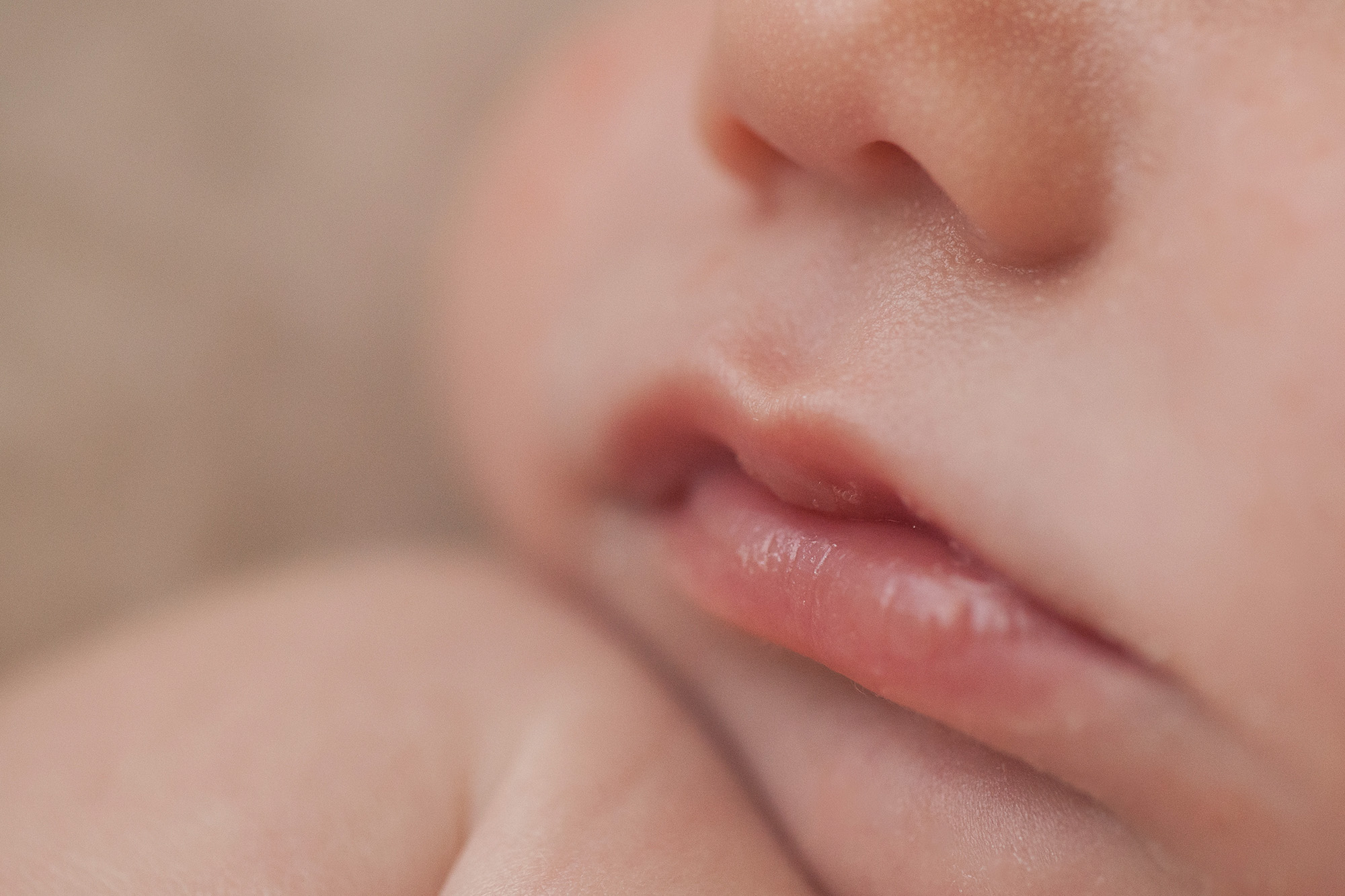 A baby's lips pout | Alex Karl Photography | Palm Beach Newborn Photographer